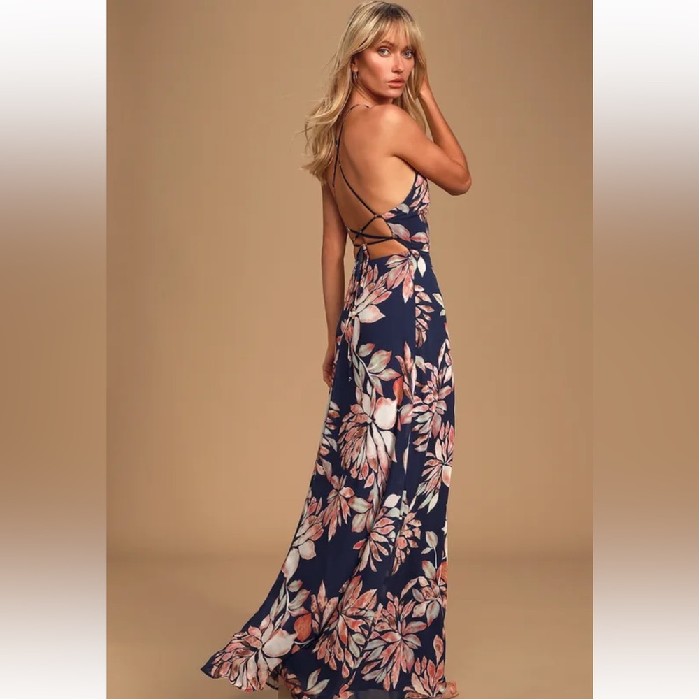 LULUs NWT Adventure Seeker Navy Blue Floral Maxi Flowy Backless Dress | Size M